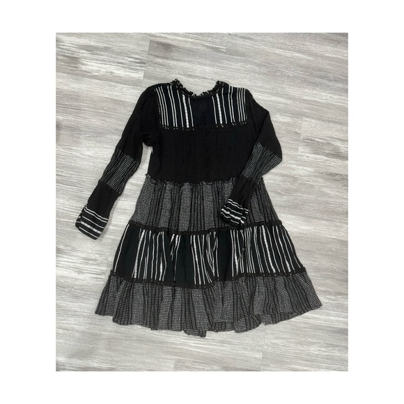 ZARA B&W DRESS - Picture 4 of 5